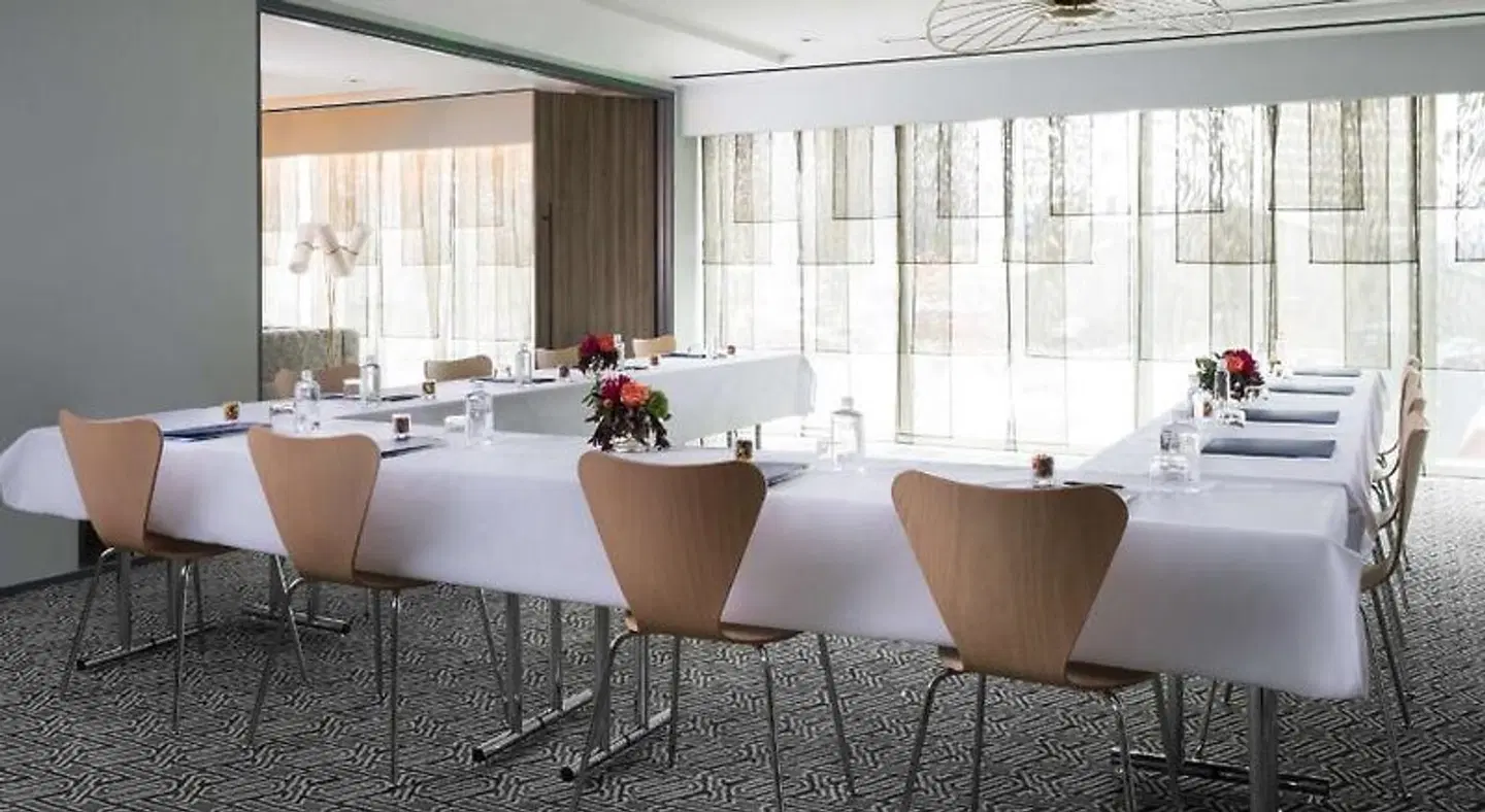 The Troubadour Hotel New Orleans, Tapestry Collection by Hilton ROOM_EXAMPLE