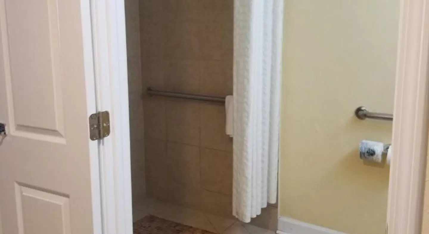 Best Western Ocean Sands Beach Resort ROOM_EXAMPLE