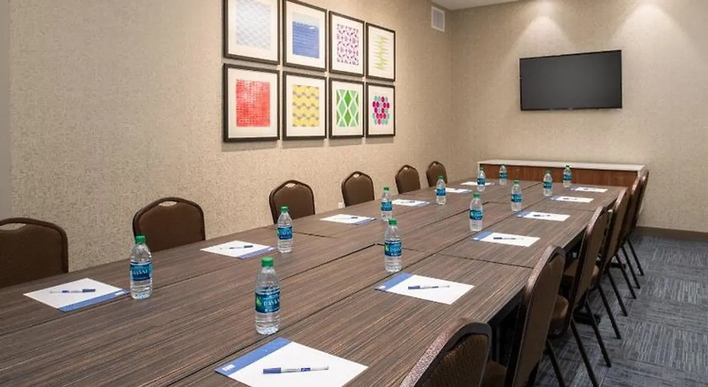 Holiday Inn Express & Suites - Camas Konferenz