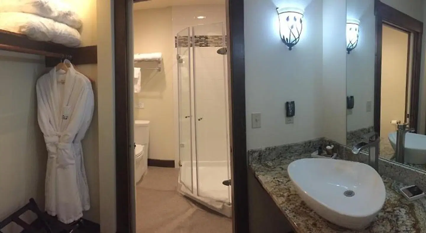 Comforts of Whidbey Badezimmer