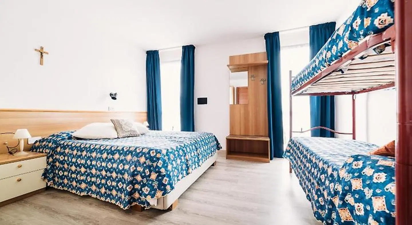 Rosmary ROOM_EXAMPLE