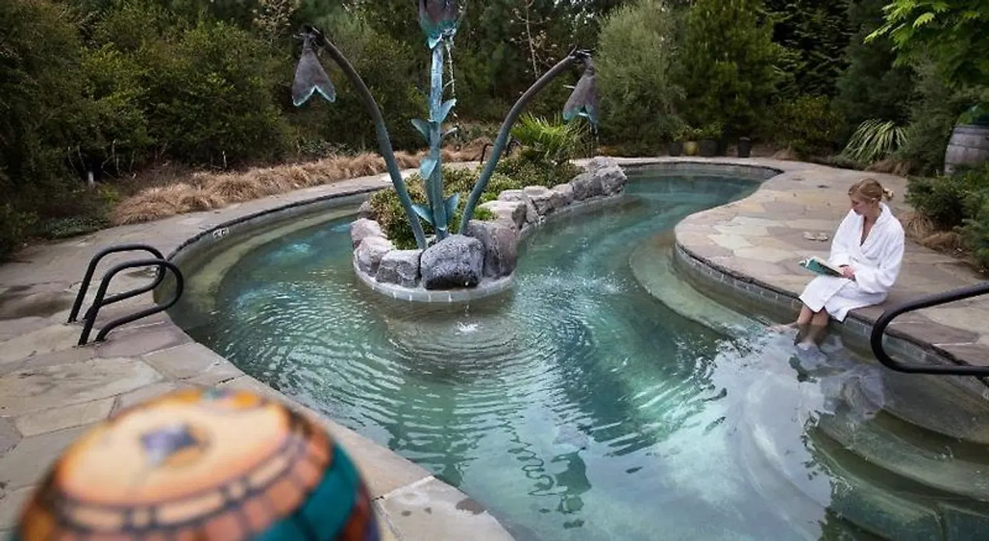 McMenamins Edgefield OUTDOOR_POOL