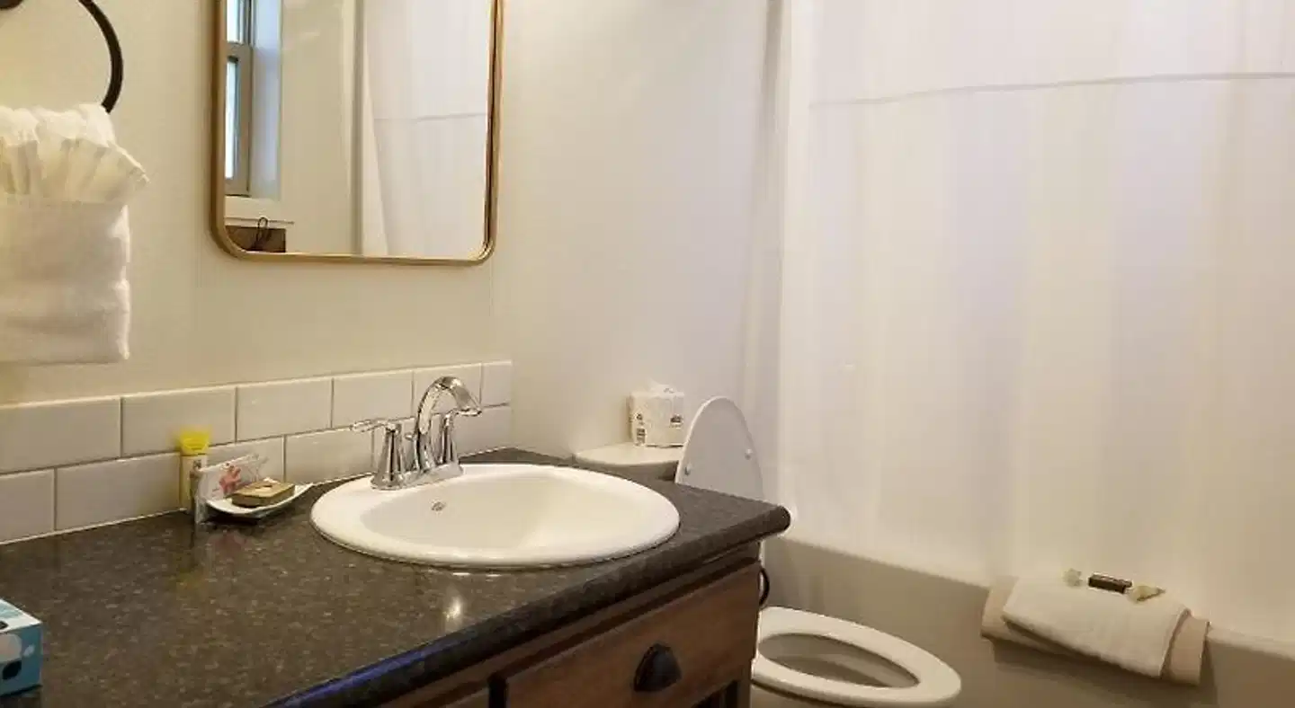 Eagle Cap Chalets Badezimmer