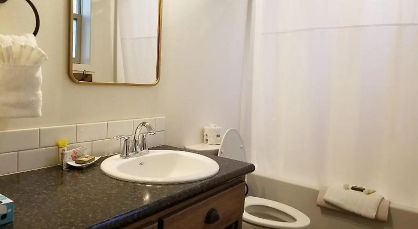 Eagle Cap Chalets Badezimmer