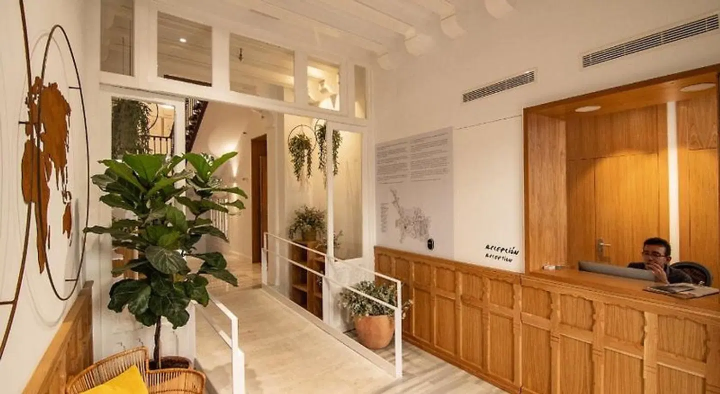 Plaza Mayor Suites & Apartments Badezimmer