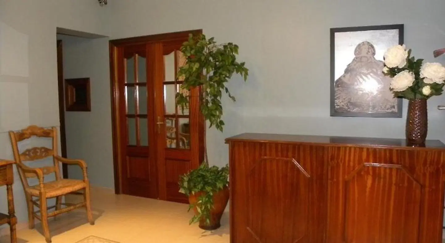 Hostal El Catalán LOUNGE_LOBBY