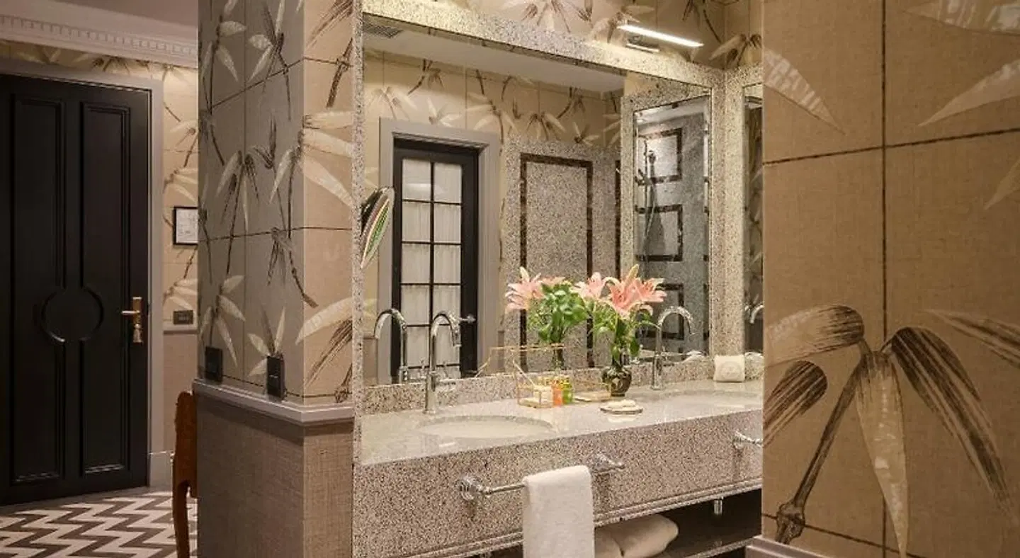 Heritage Madrid Hotel Badezimmer