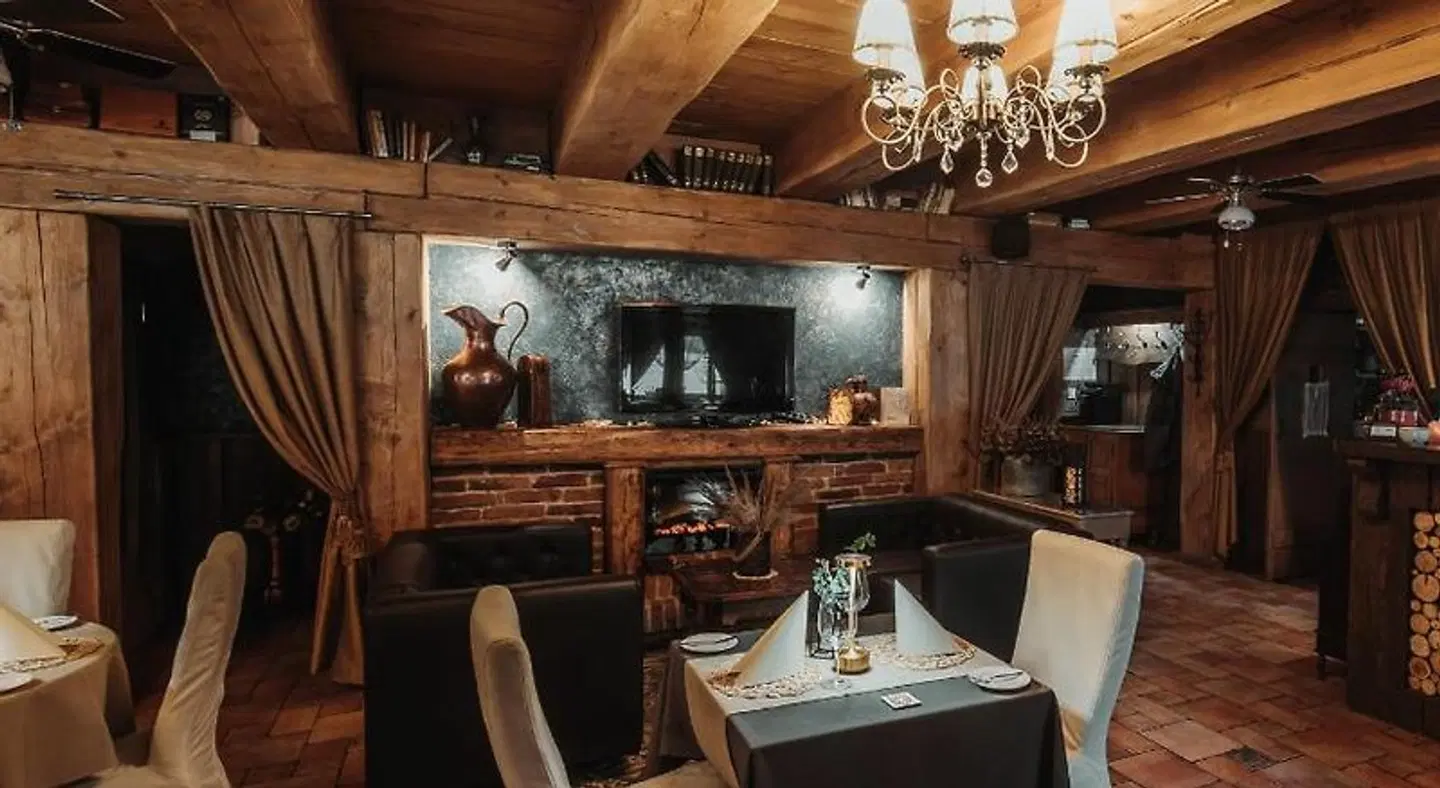 Agate Hotel Restaurant