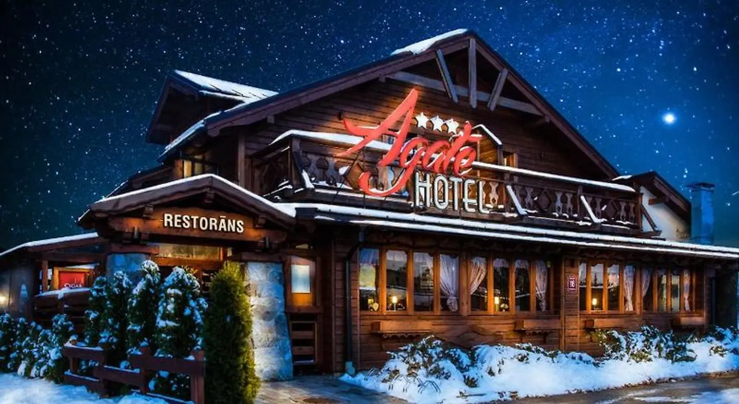 Agate Hotel EXTERIOR