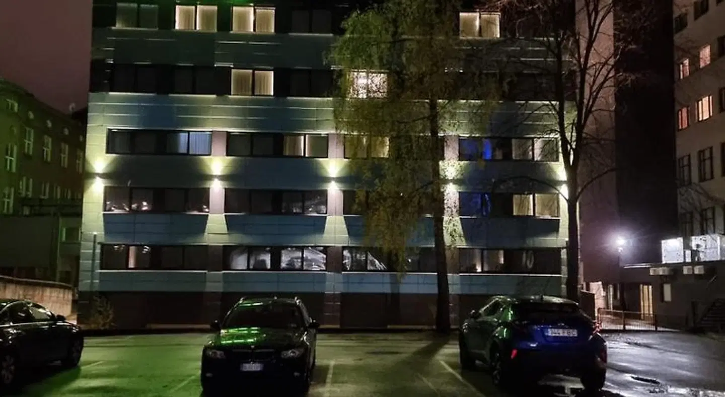 City Yard Inn Hotel EXTERIOR