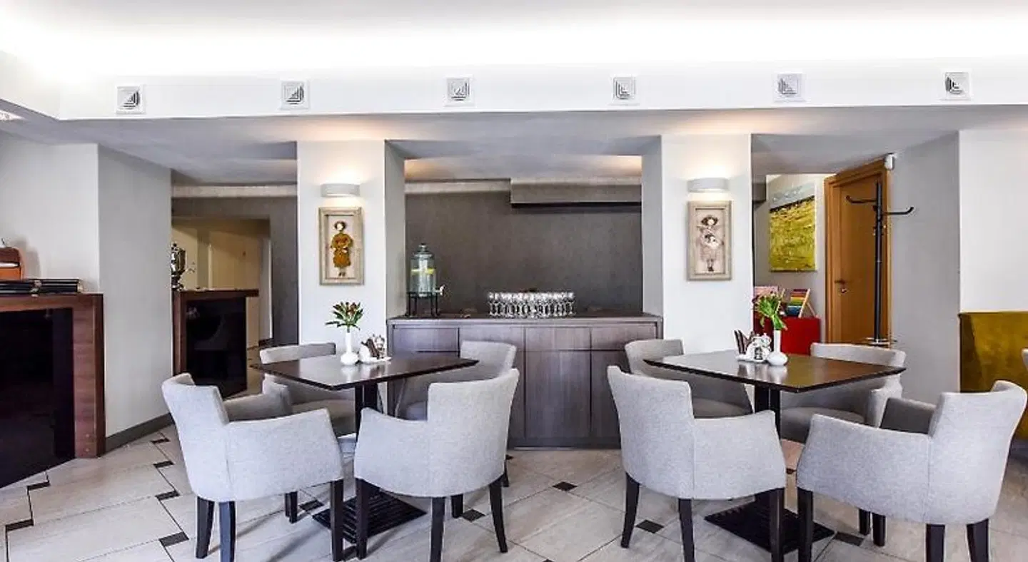 Muza Hotel Bar