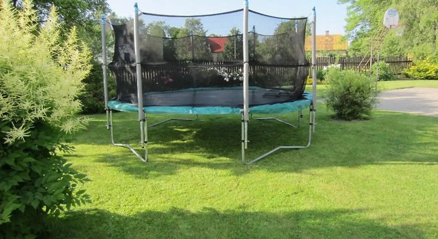 Livonija SPORTS_AND_LEISURE