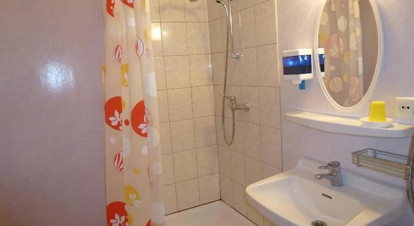 Kihelkonna Pastorate Guesthouse Badezimmer