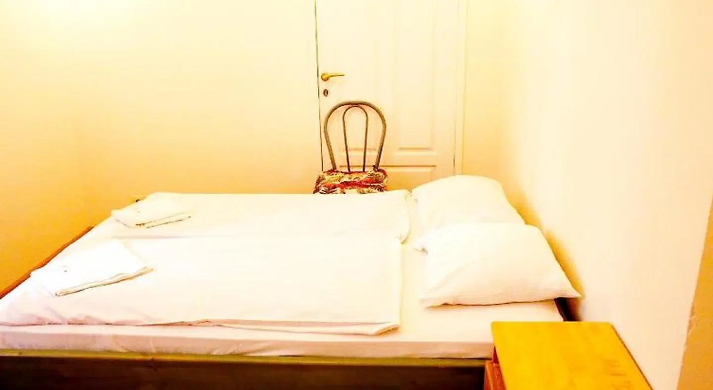 Sun Shine Apartments ROOM_EXAMPLE