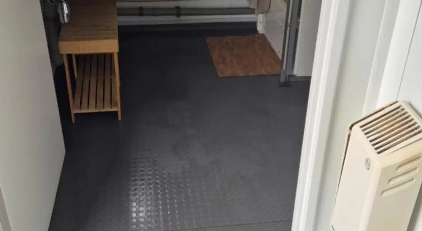 Mini Hotel Übernachten Im Gurkenfass Wohnbeispiel