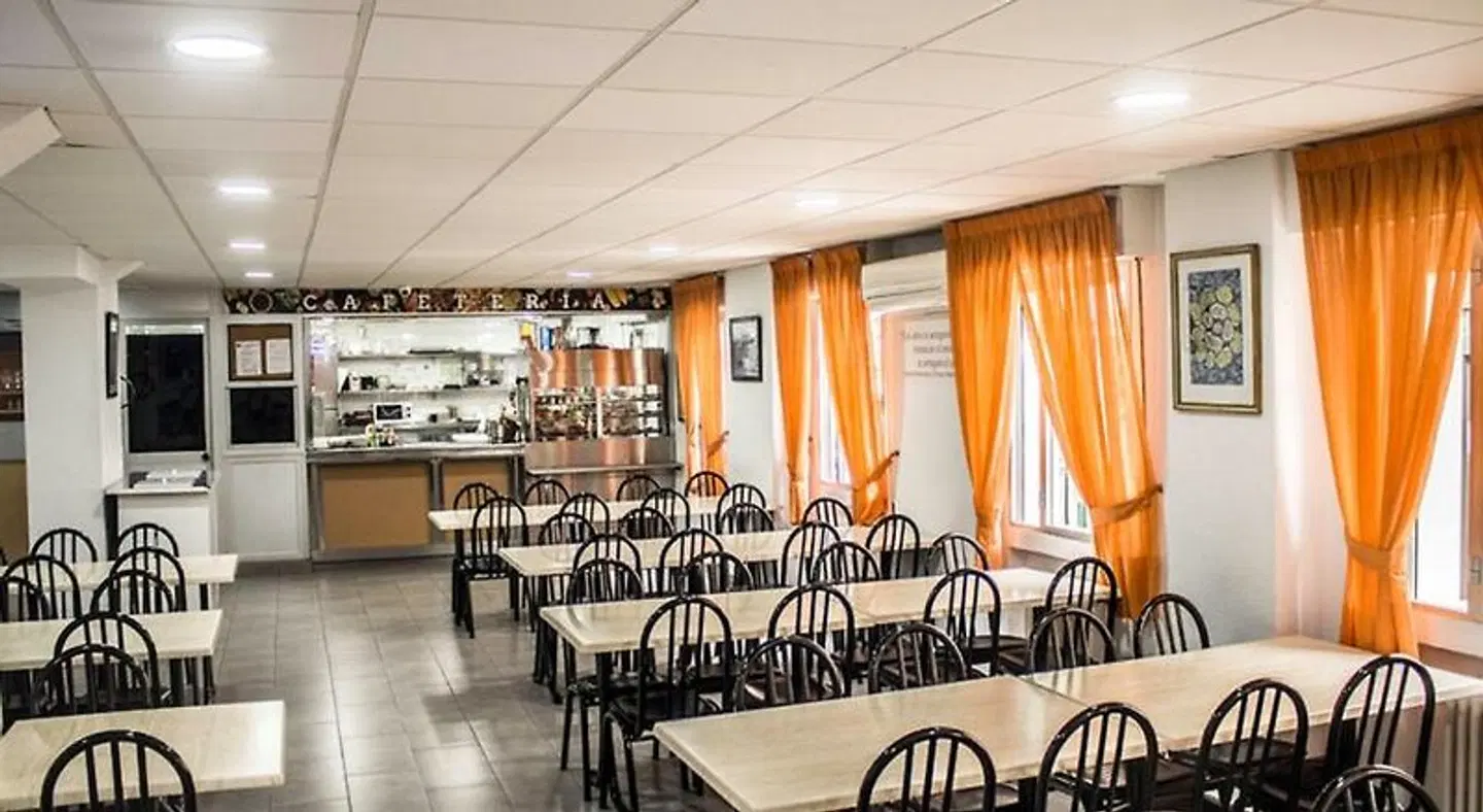 Residencia Gomez Pardo Restaurant