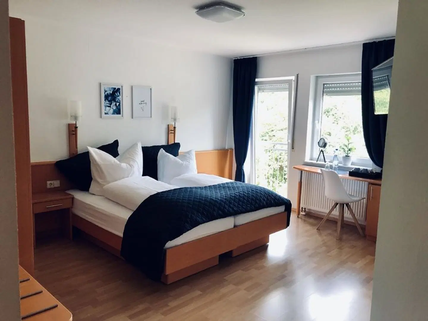 Am Landhaus - Gästezimmer und Frühstück ROOM_EXAMPLE