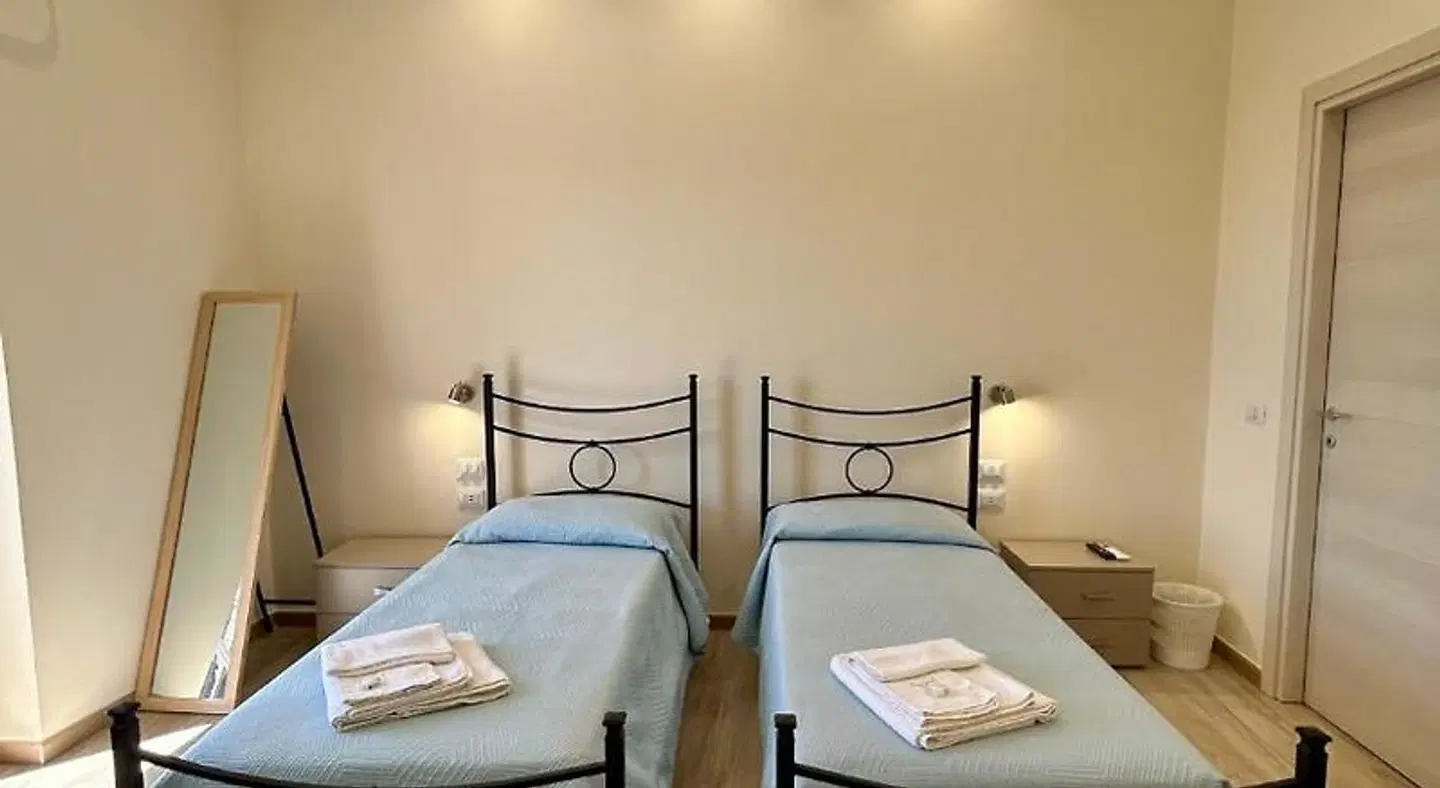 Al Centro ROOM_EXAMPLE