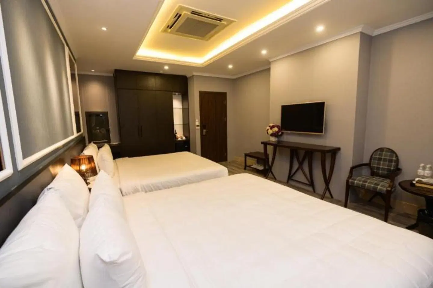 Dragon Pearl Hotel ROOM_EXAMPLE