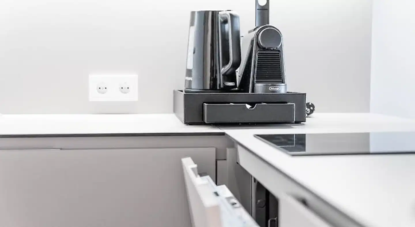 Blackhome Wien I contactless check-in Wohnbeispiel