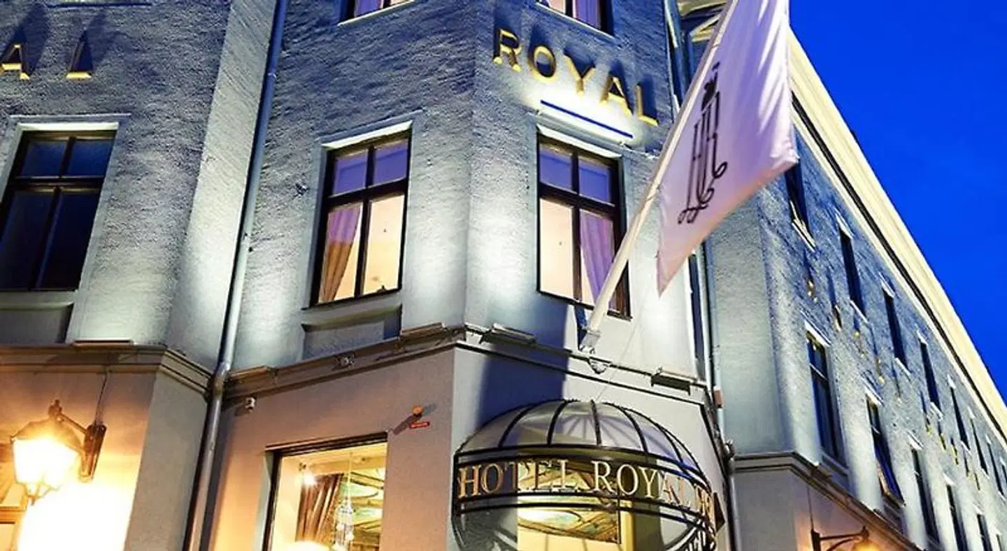 Royal EXTERIOR
