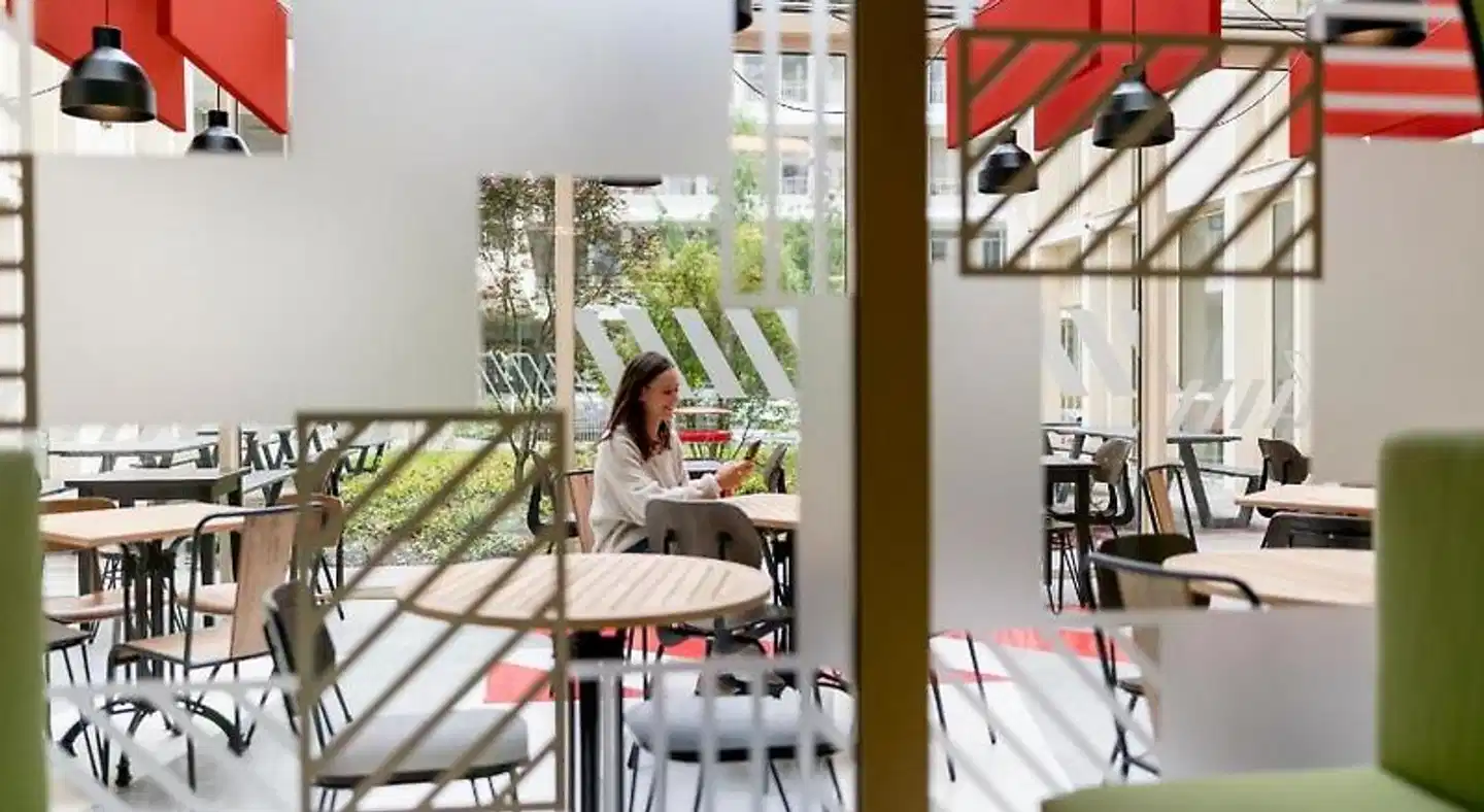 MEININGER Hotel Bordeaux Gare Saint-Jean Terrasse