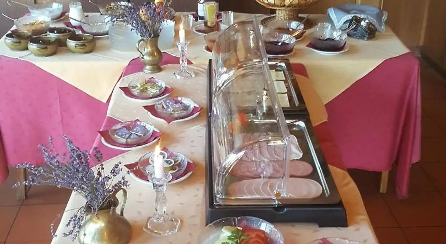 Hüttwirt Restaurant