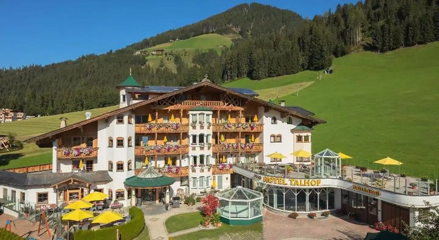 Talhof Aussenansicht