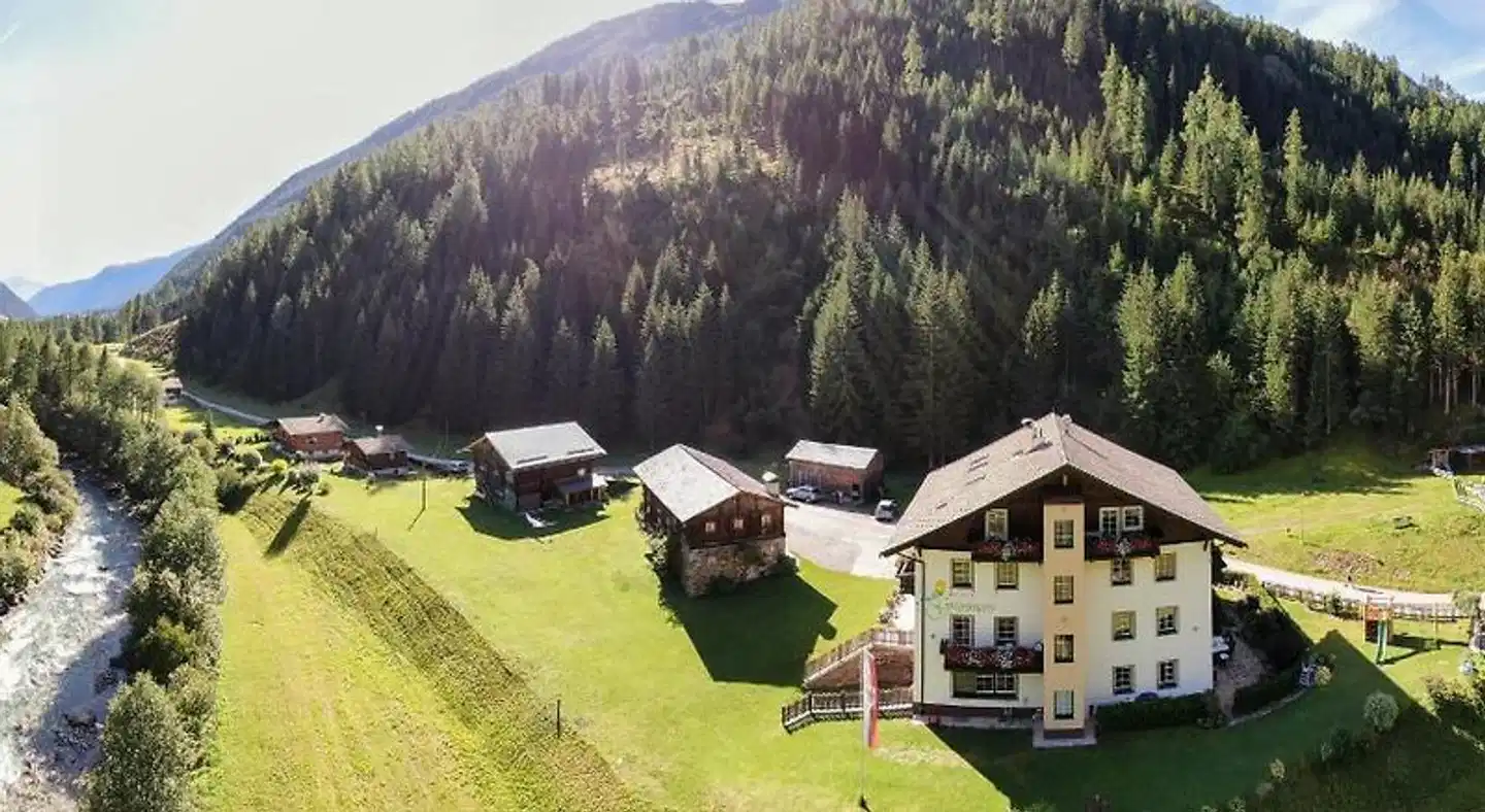 Pension Bad Gruenmoos Aussenansicht