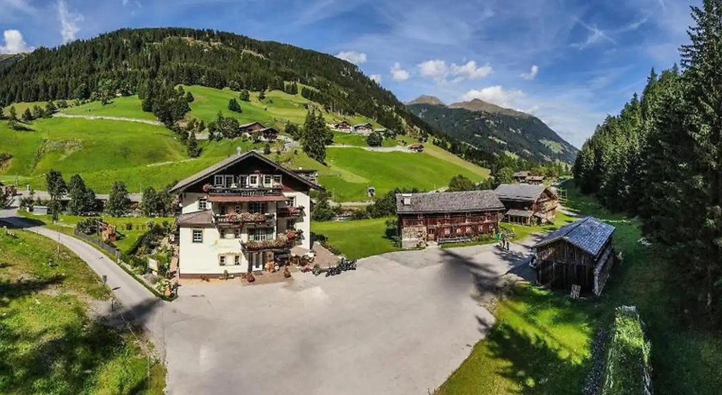 Pension Bad Gruenmoos Aussenansicht