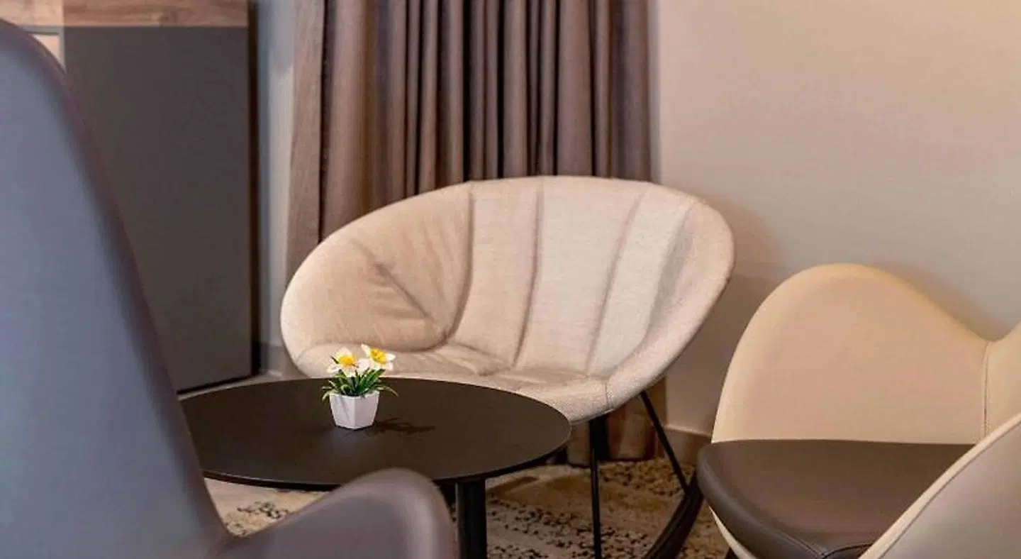 B&B HOTEL München-Schwabing ROOM_EXAMPLE