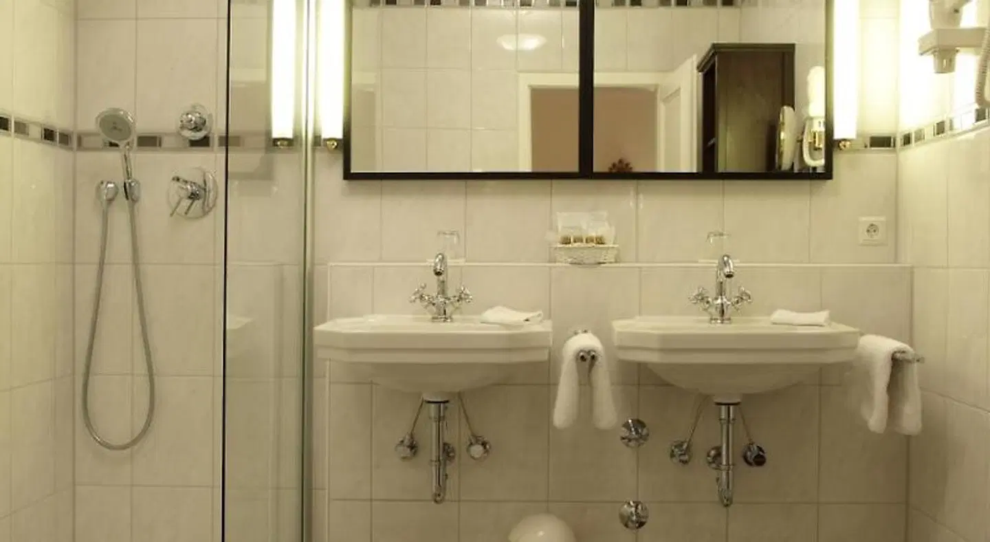 Krone Badezimmer