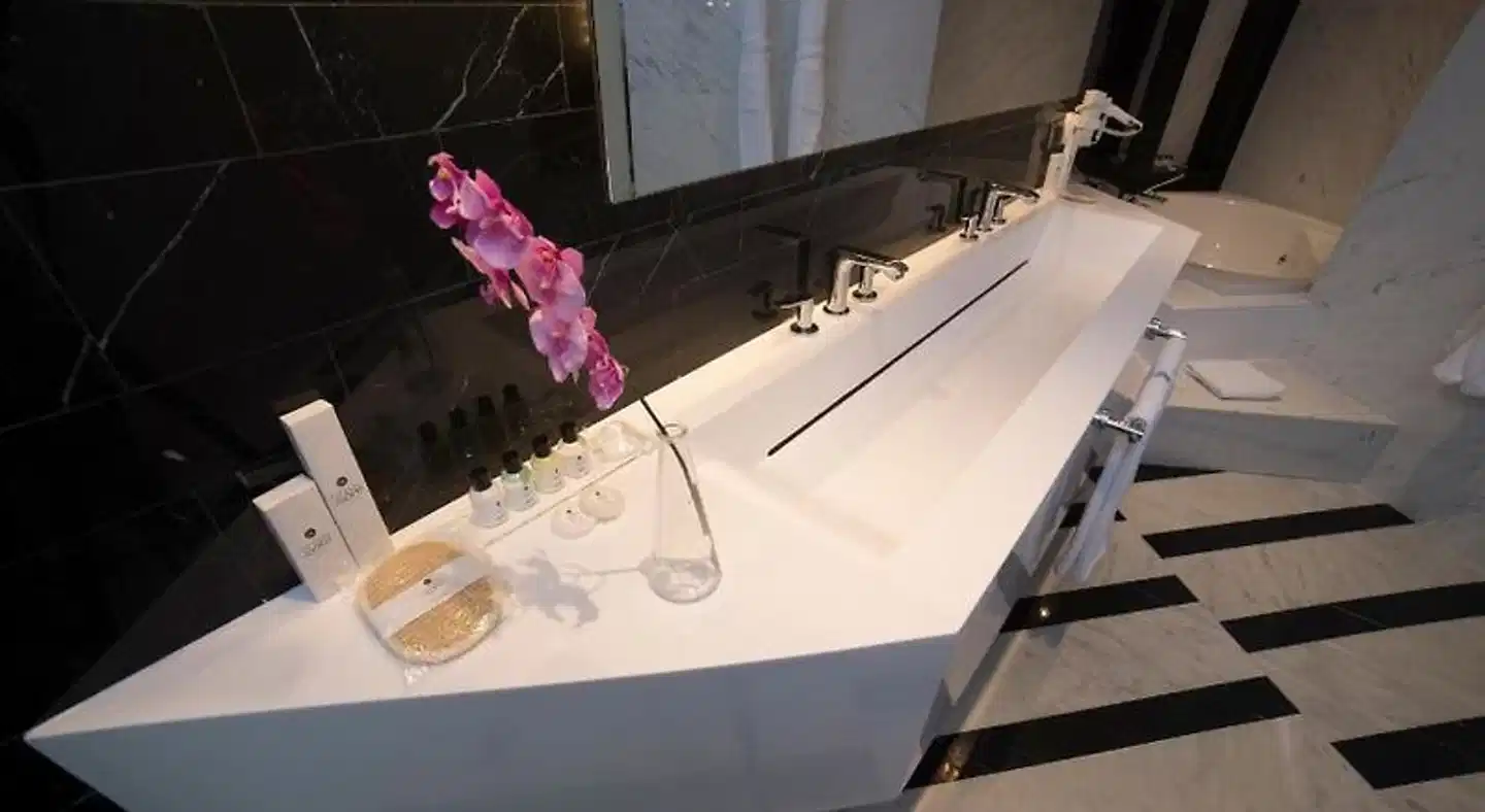 Wish More Hotel Istanbul Badezimmer
