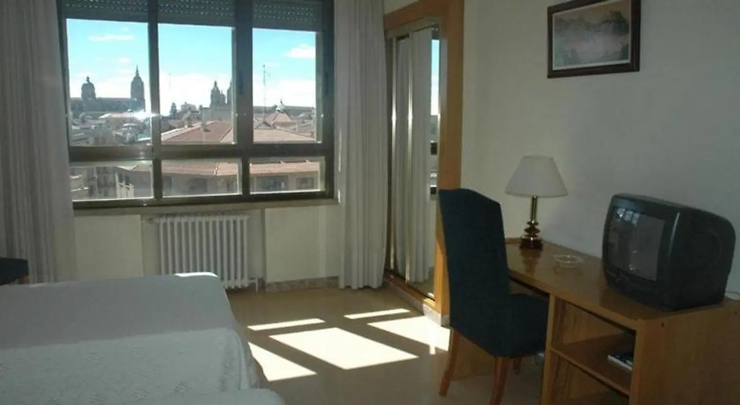 Condal ROOM_EXAMPLE