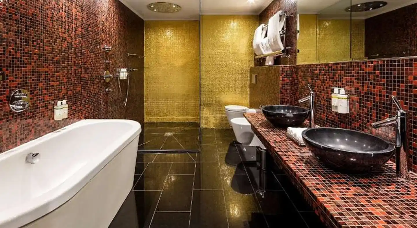 The May Fair Hotel Badezimmer