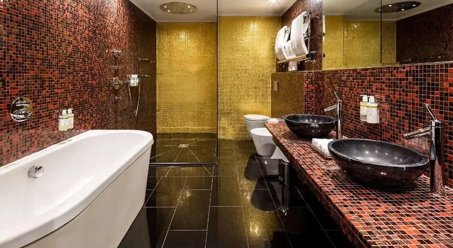 The May Fair Hotel Badezimmer