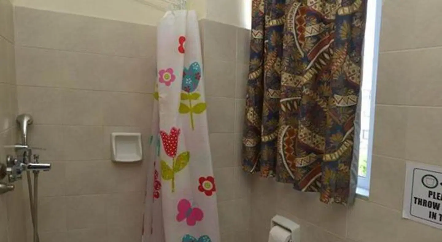 Ialysos City Badezimmer
