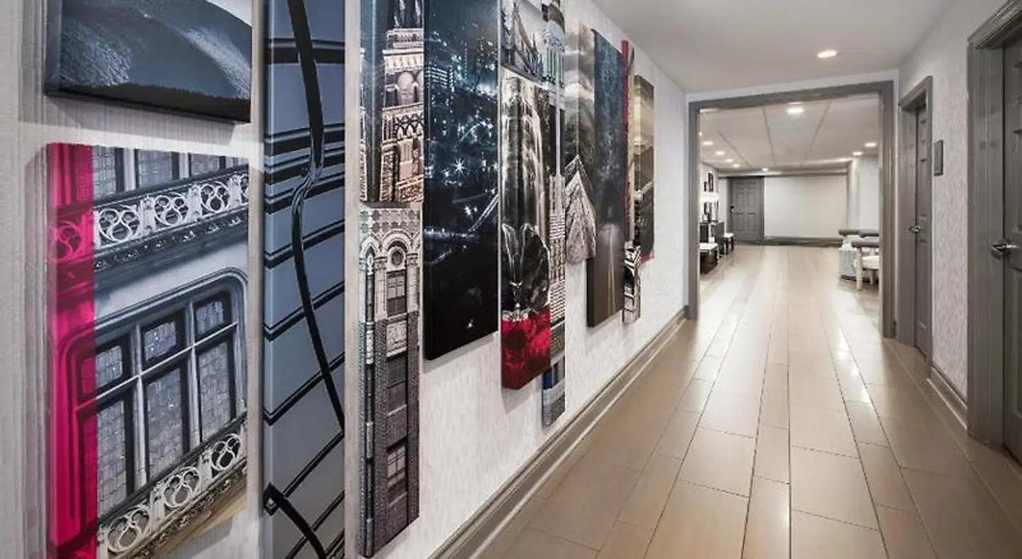 Country Inn & Suites by Radisson, Asheville Downtown Tunnel Road, NC EXTERIOR