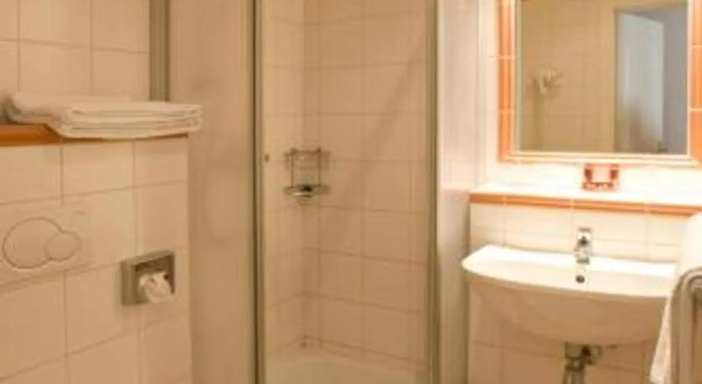 Hotel Marc Aurel Badezimmer