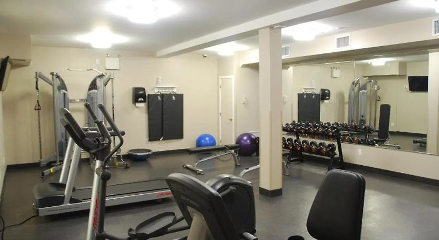 Best Western Plus Fort Saskatchewan Inn & Suites SPORTS_AND_LEISURE