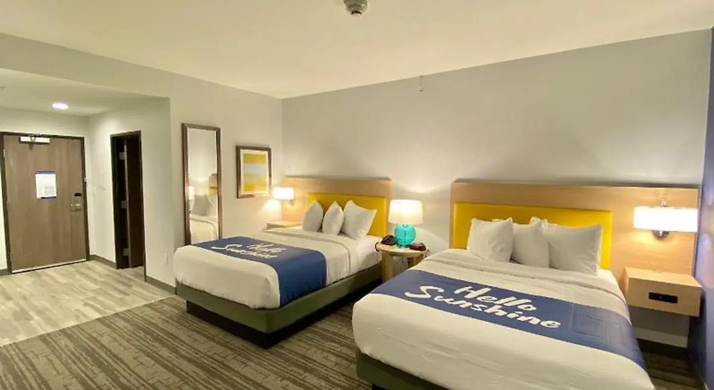 Days Inn by Wyndham Beaumont West I-10 Walden ROOM_EXAMPLE