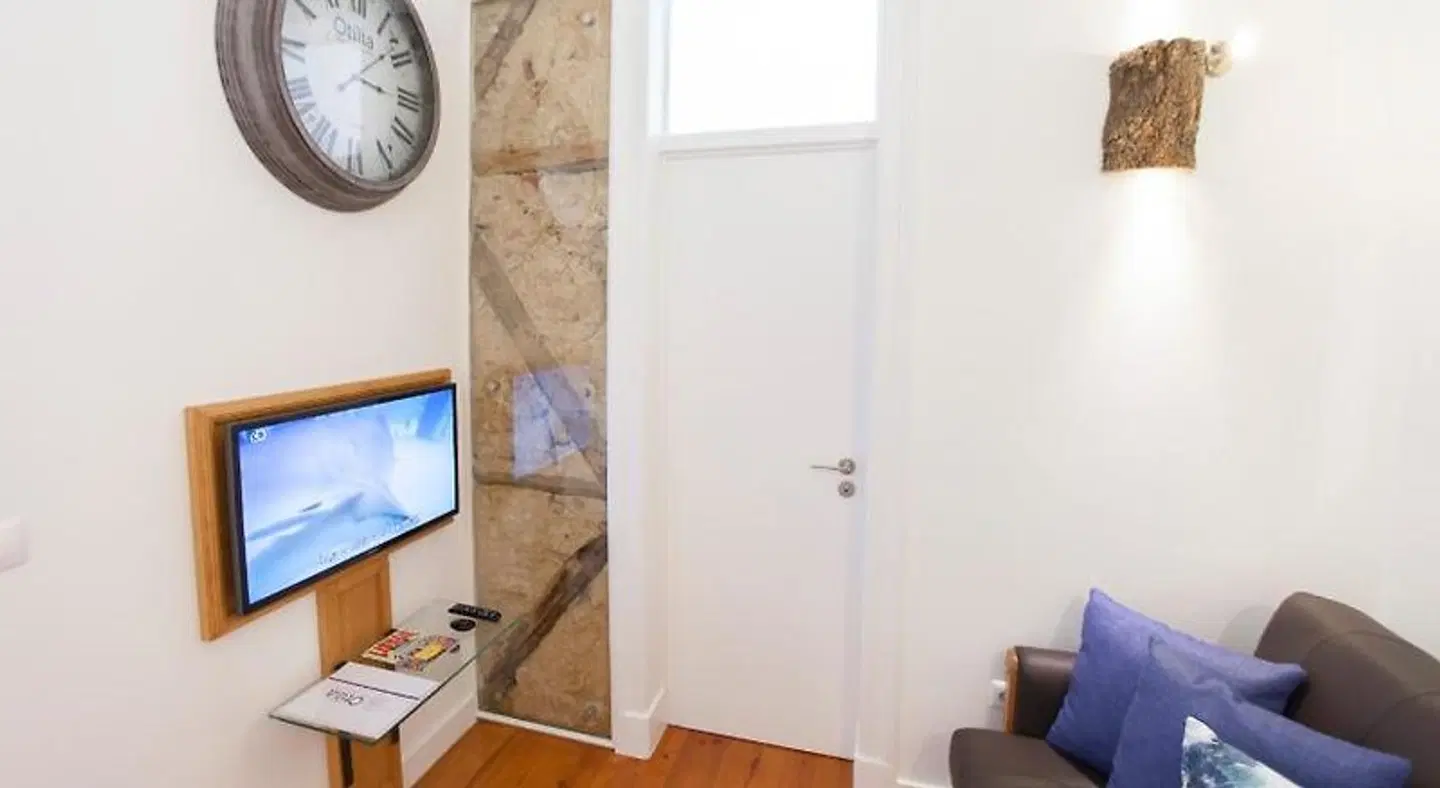 Otilia Apartments ROOM_EXAMPLE