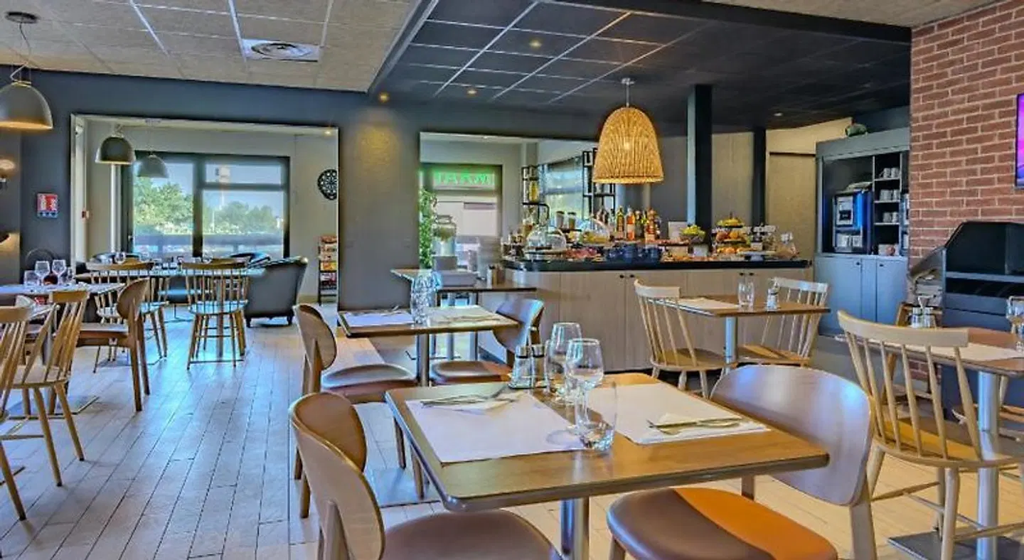 Campanile Nîmes Centre - Mas Carbonnel Restaurant