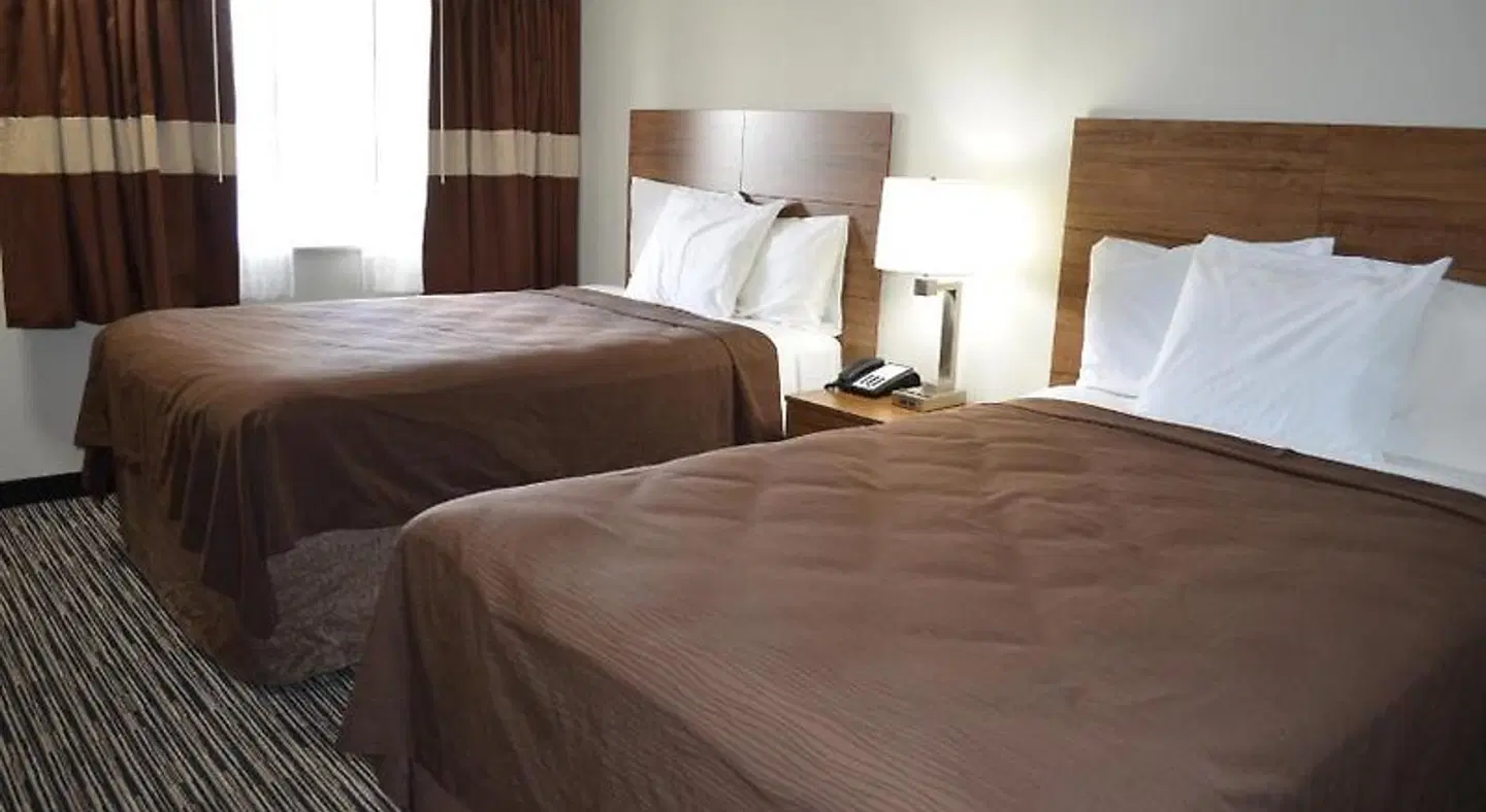 Super 8 East Lansing University Area ROOM_EXAMPLE