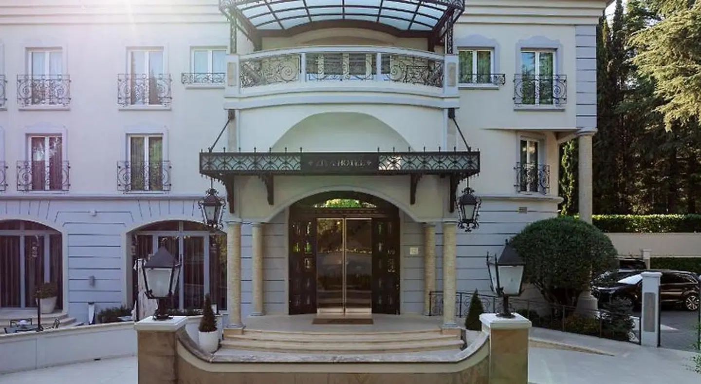 Ziya EXTERIOR