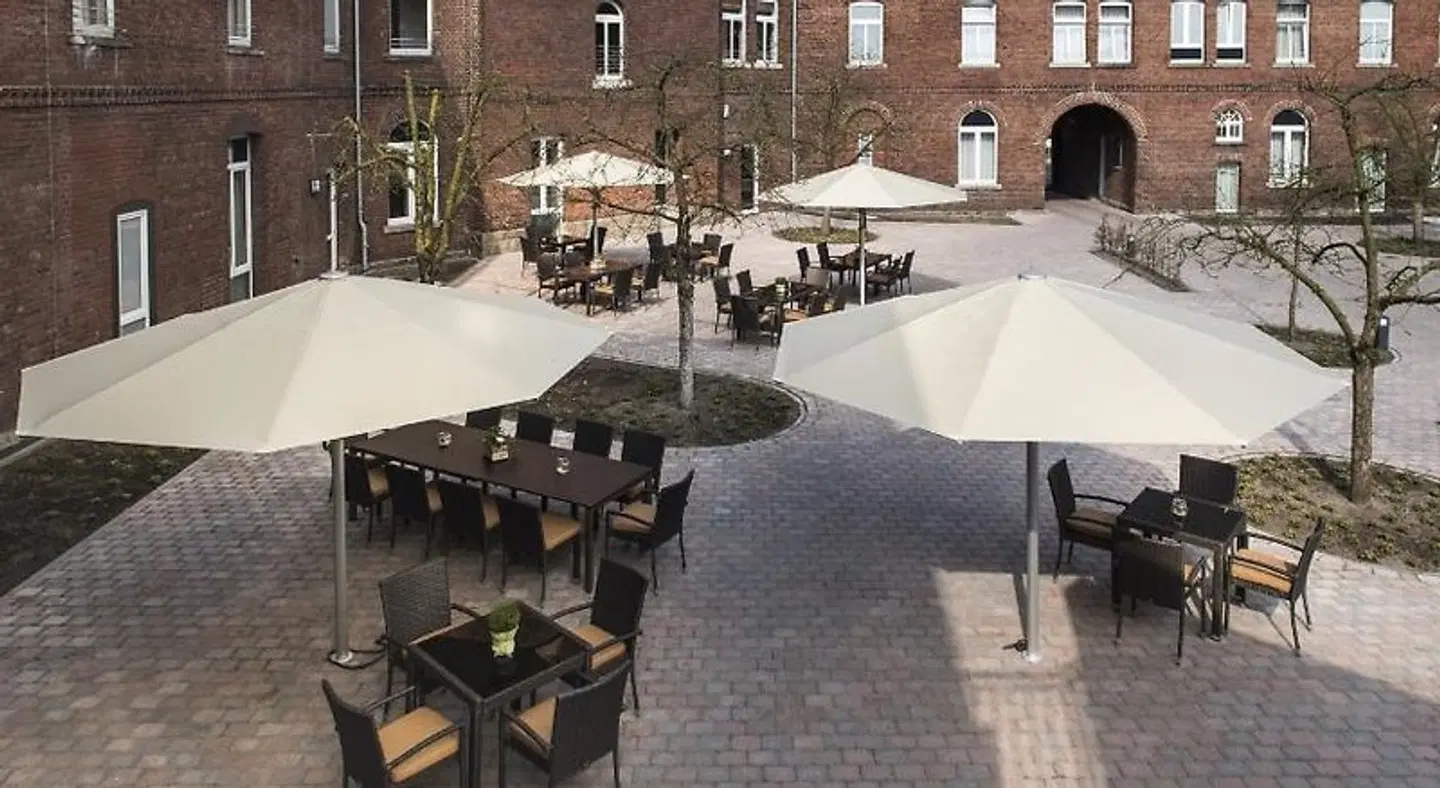 Hotel am Wasserturm Bar