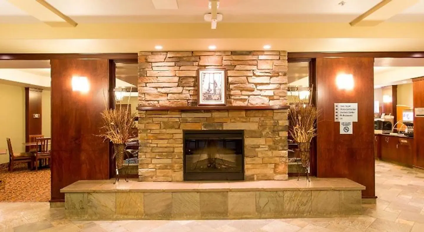 Holiday Inn Express & Suites Drayton Valley by IHG LOUNGE_LOBBY