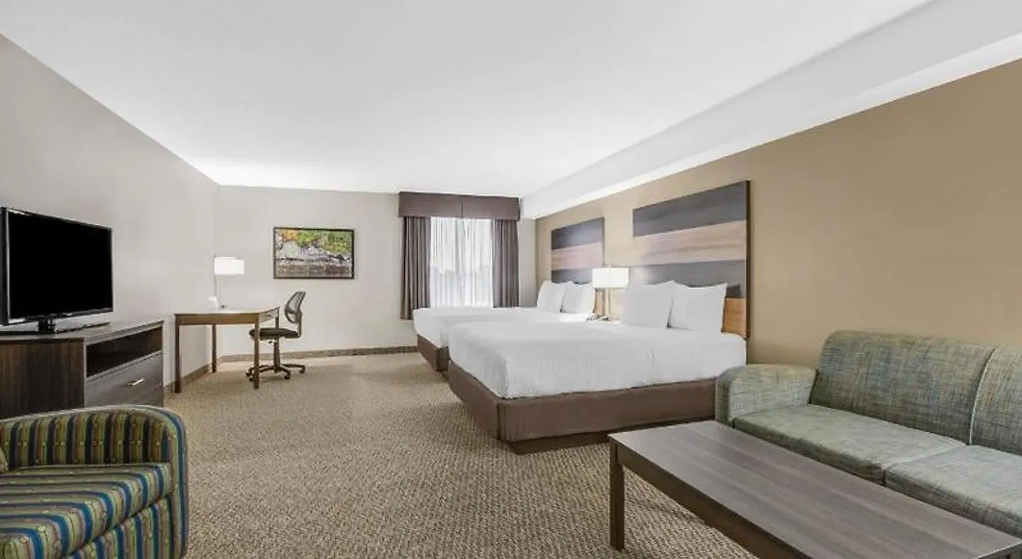 Days Inn & Suites by Wyndham Lindsay ROOM_EXAMPLE