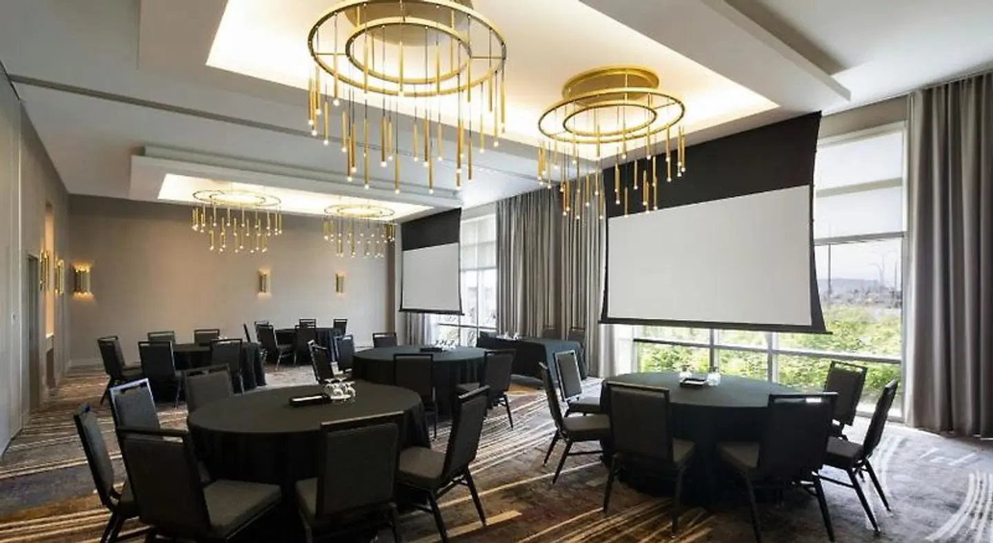 Courtyard by Marriott Montreal Airport Konferenz