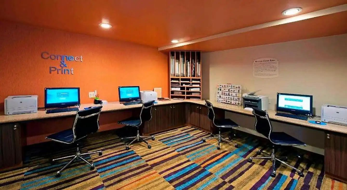 Fairfield Inn by Marriott New York JFK Airport Wellness